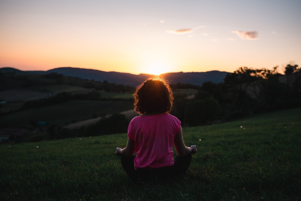 A Transzcendentális Meditáció: Az Elme Mély Pihenése és Belső Transzcendencia Tapasztalata